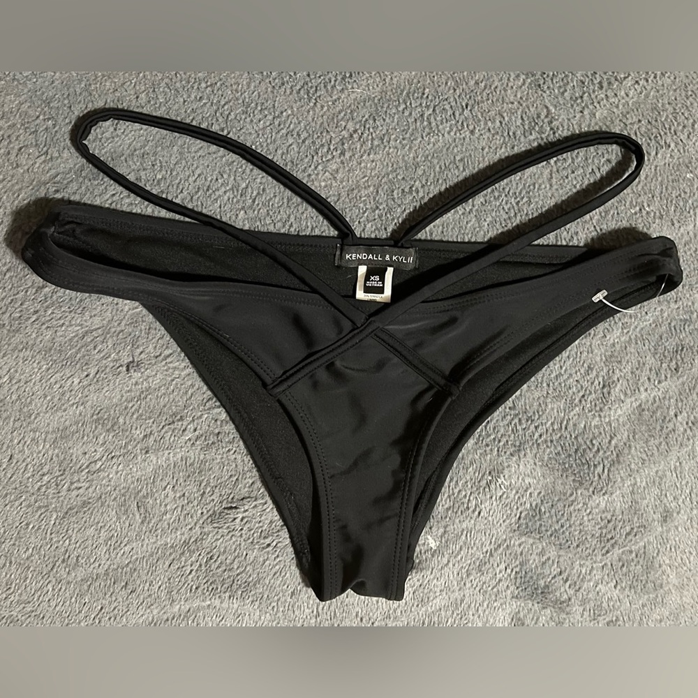 Black Strappy Bikini Bottoms from Kendall & Kylie Kardashian Collection Size XS